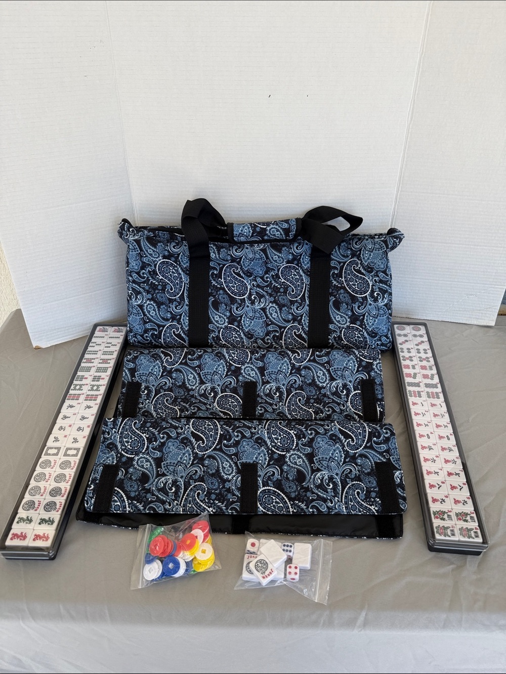 American Mahjong Set Sealed Tiles Blue Paisley Travel Carry Bag and Accessories - Picture 2 of 12